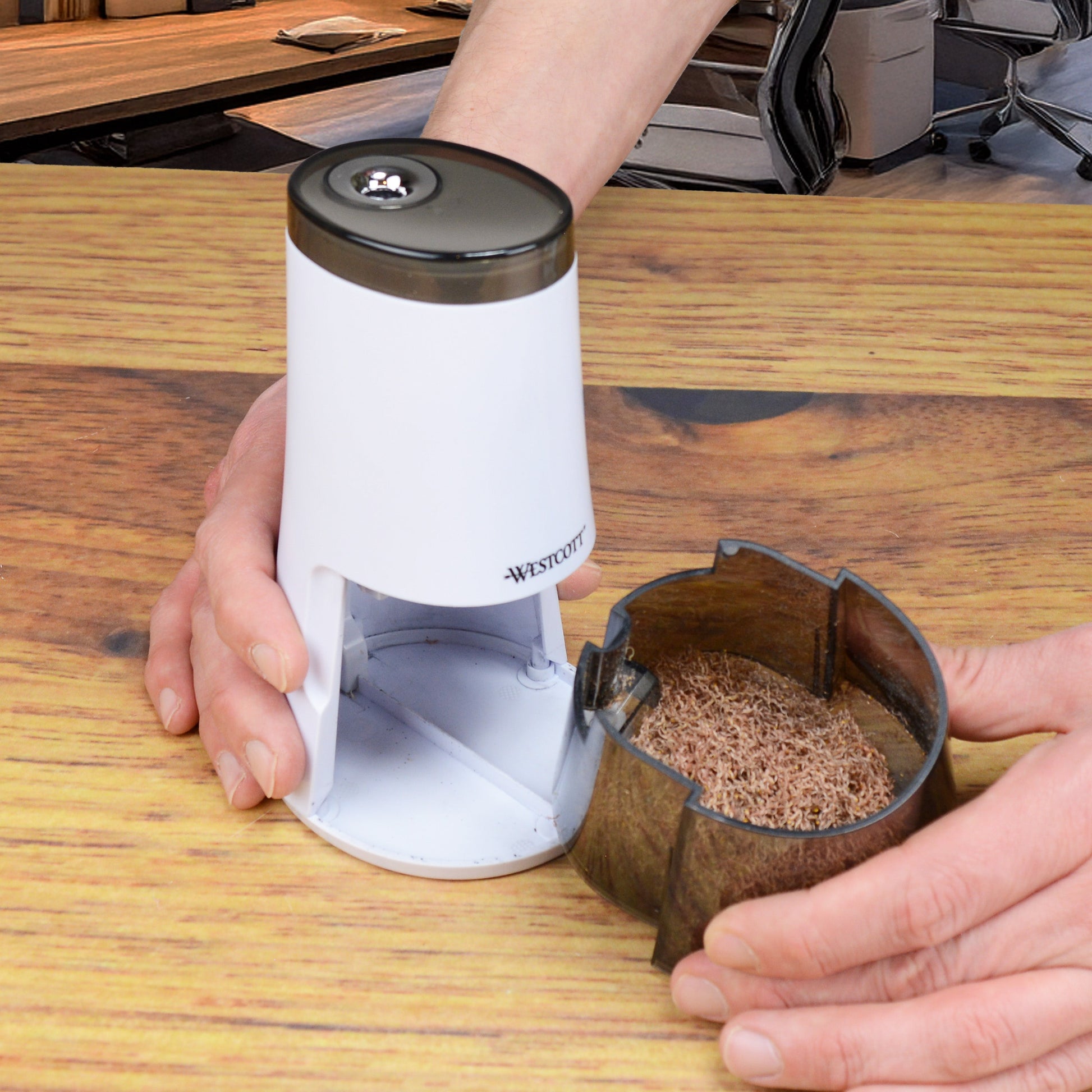 Westcott iPoint Curve Electric Pencil Sharpener White (00947-PARENT) - World’s Favorite Scissors